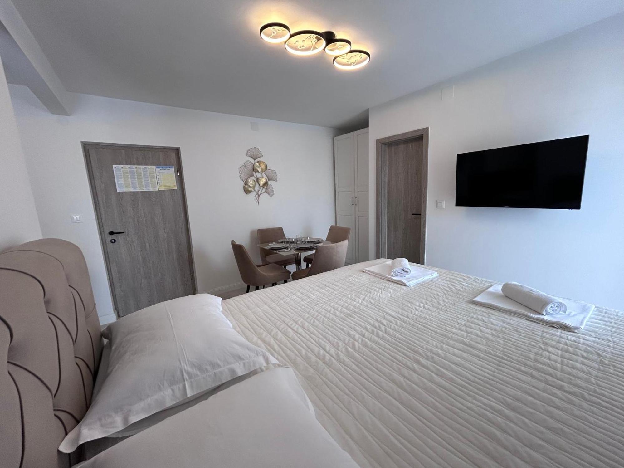 Apartmani Biokovo มาคาร์สกา ภายนอก รูปภาพ