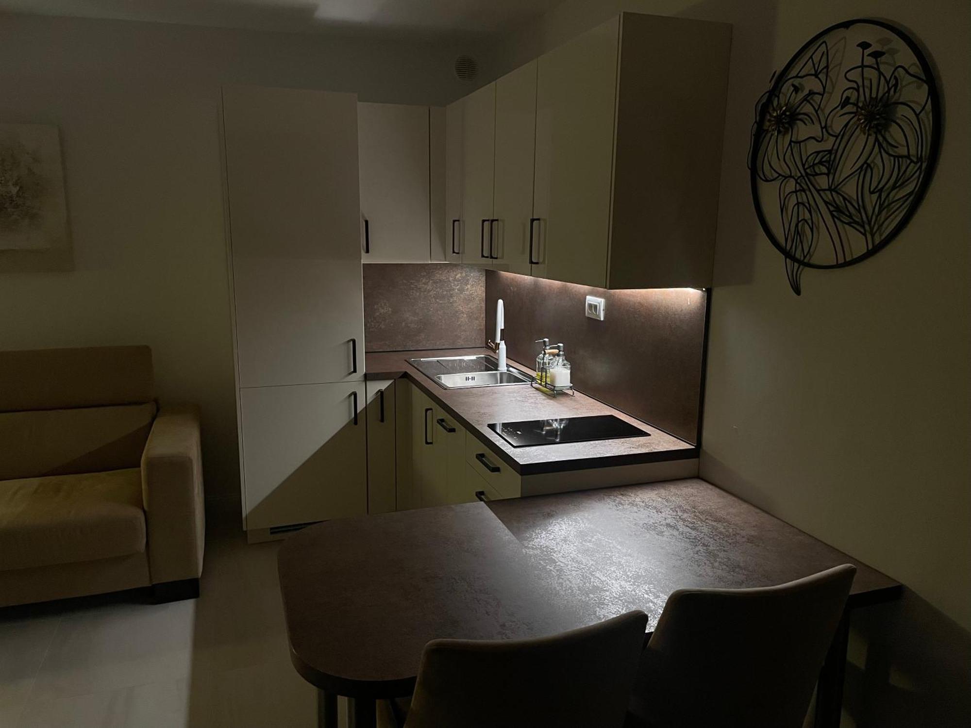 Apartmani Biokovo มาคาร์สกา ภายนอก รูปภาพ
